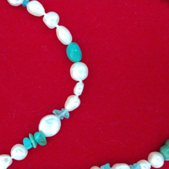 ♥️HP♥️40 INCH FRESHWATER PEARL, TURQUOISE AND APATITE NECKLACE. - Picture 2 of 6